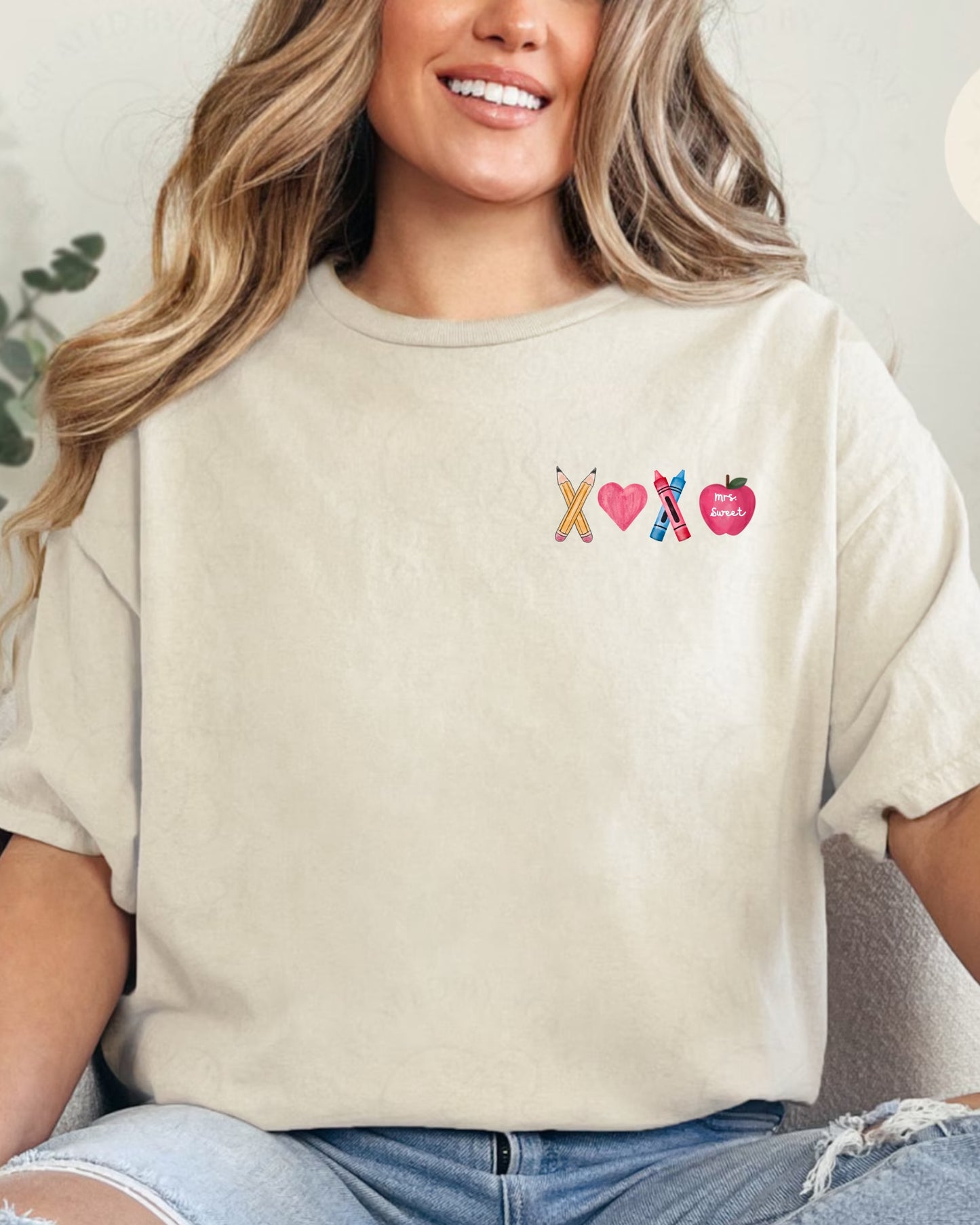 XOXO To My Teacher - Tee (Option B)